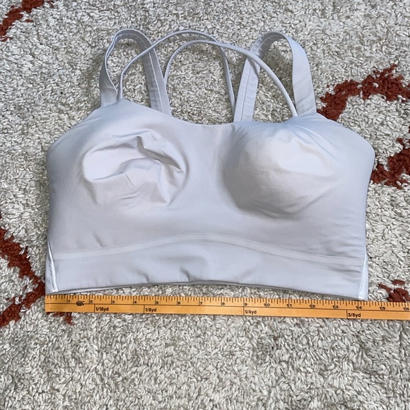 Lululemon- Like a Cloud Longline- Sz 10- Ultra Lt Grey- C/D Cup- Discontinued! - Picture 11 of 11